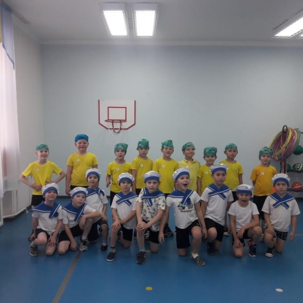 Спортивный праздник "А ну-ка, мальчики!"